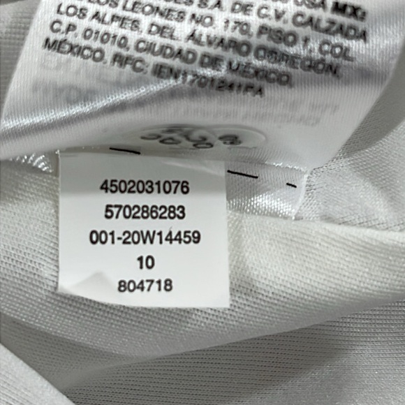 White House Black Market Shirred Tank Blouse Chevron Pattern Sleeveless NWT Sz M - Picture 10 of 10